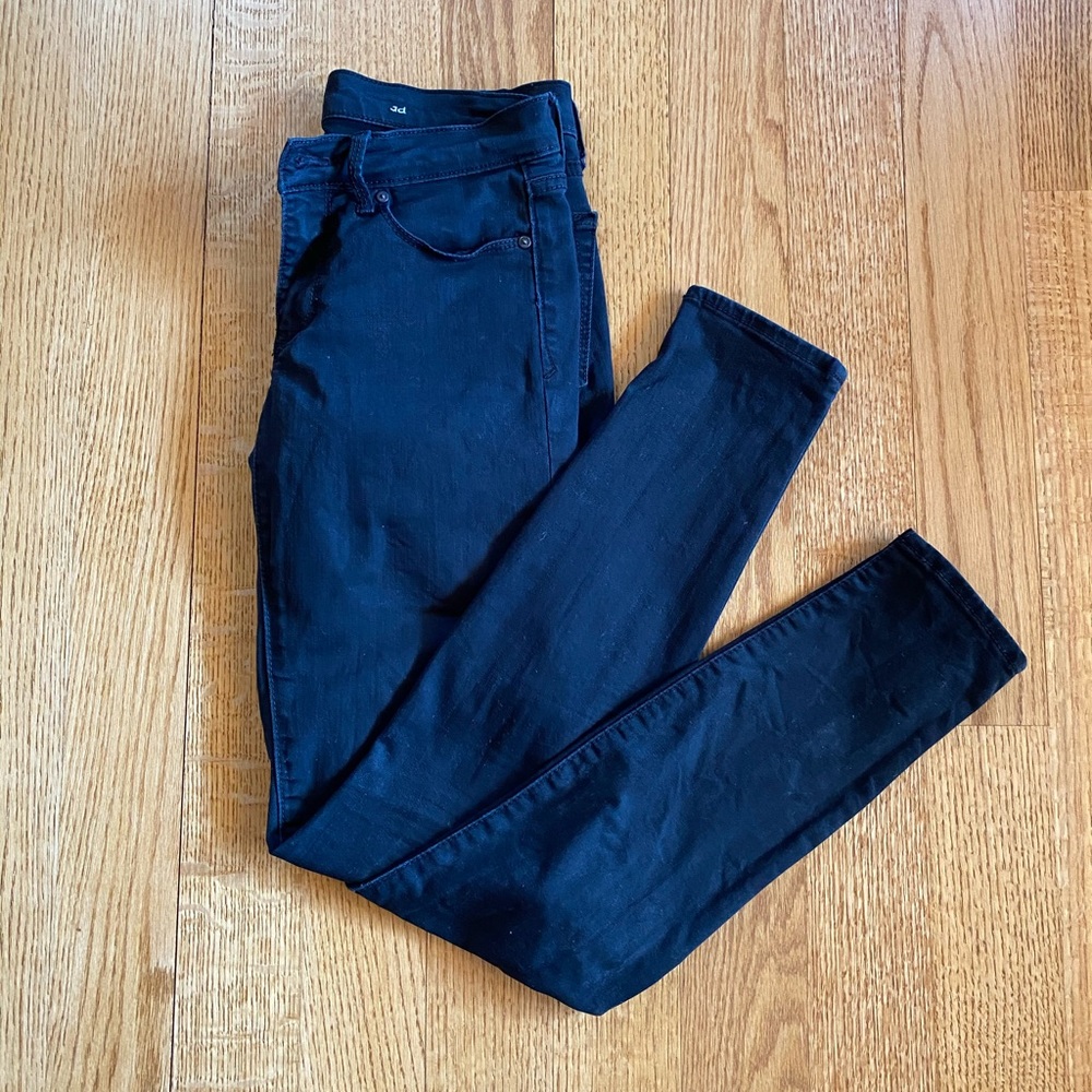 GAP Skinny Legging Jean in Black